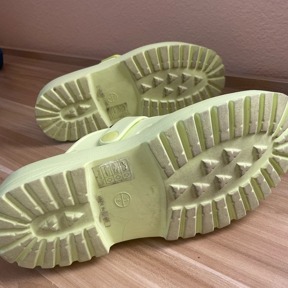 Free People Light Green Slip-On Karlie Clogs - Picture 5 of 6